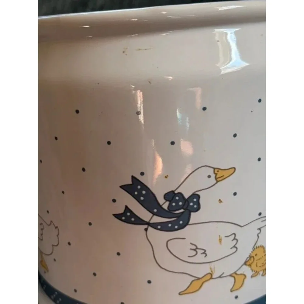 Vintage 1980s Country Goose Ceramic Kitchen Canister Crock 7” No Lid Stains Vtg